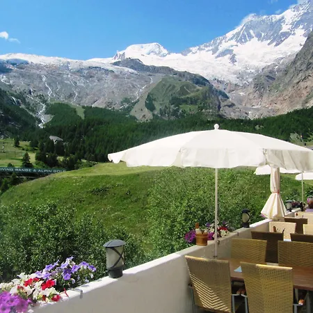 Bristolino Apartment *