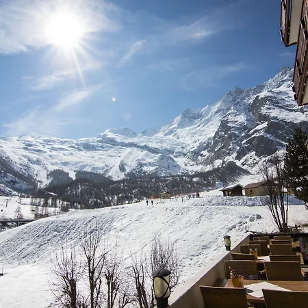 Bristolino Apartment *