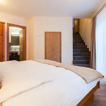 Bristolino Apartman *