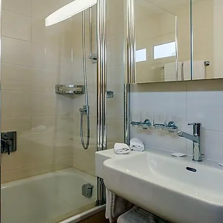 Bristolino Apartman